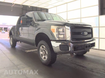 2016 Ford Super Duty F-250 XL Crew Cab Medium Bed - miniatura 3