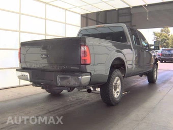 2016 Ford Super Duty F-250 XL Crew Cab Medium Bed - miniatura 4