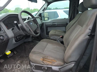 2016 Ford Super Duty F-250 XL Crew Cab Medium Bed - miniatura 7