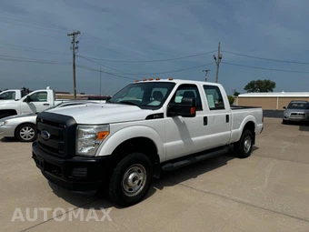 2016 Ford Super Duty F-250 XL Crew Cab Short Bed - miniatura 4