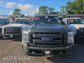 2016 Ford Super Duty F-250 XL Extended Cab Long Bed w/Rear Doors - miniatura 2