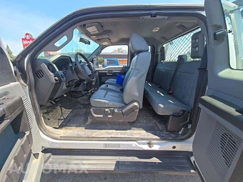 2016 Ford Super Duty F-250 XL Extended Cab Long Bed w/Rear Doors - miniatura 13