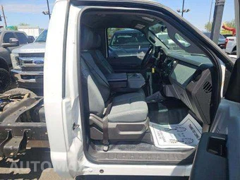 2016 Ford Super Duty F-250 XL Regular Cab Long Bed - miniatura 16