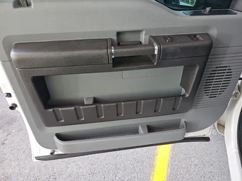 2016 Ford Super Duty F-250 XL Regular Cab Long Bed - miniatura 9