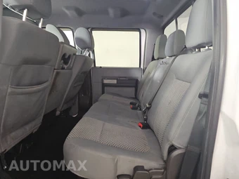 2016 Ford Super Duty F-250 XLT Crew Cab Medium Bed - miniatura 13