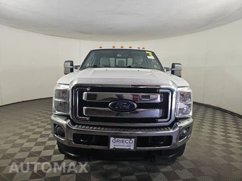 2016 Ford Super Duty F-250 XLT Crew Cab Medium Bed - miniatura 2