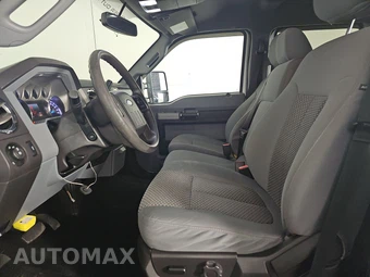 2016 Ford Super Duty F-250 XLT Crew Cab Medium Bed - miniatura 7