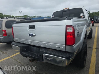 2016 Ford Super Duty F-250 XLT Crew Cab Medium Bed - miniatura 4