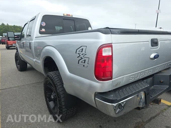 2016 Ford Super Duty F-250 XLT Crew Cab Medium Bed - miniatura 6