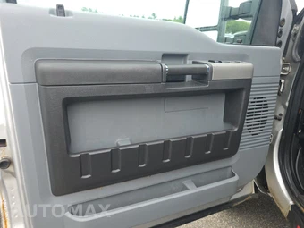 2016 Ford Super Duty F-250 XLT Crew Cab Medium Bed - miniatura 9
