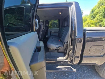 2016 Ford Super Duty F-250 XLT Crew Cab Medium Bed - miniatura 10