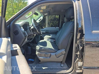 2016 Ford Super Duty F-250 XLT Crew Cab Medium Bed - miniatura 3