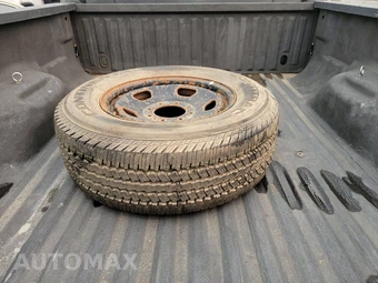 2016 Ford Super Duty F-250 XLT Crew Cab Medium Bed - miniatura 16