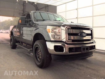 2016 Ford Super Duty F-250 XLT Crew Cab Medium Bed - miniatura 3