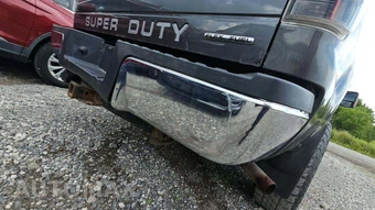 2016 Ford Super Duty F-250 XLT Crew Cab Medium Bed - miniatura 33