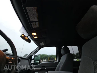 2016 Ford Super Duty F-250 XLT Crew Cab Medium Bed - miniatura 17