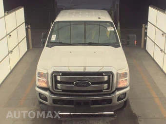 2016 Ford Super Duty F-250 XLT Crew Cab Medium Bed - miniatura 2