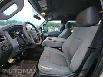 2016 Ford Super Duty F-250 XLT Crew Cab Medium Bed - miniatura 7