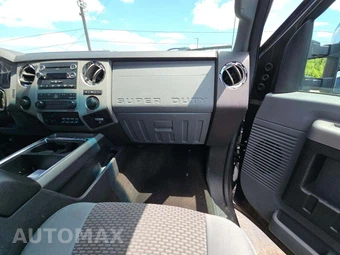 2016 Ford Super Duty F-250 XLT Crew Cab Medium Bed - miniatura 19