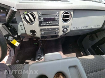 2016 Ford Super Duty F-250 XLT Crew Cab Medium Bed - miniatura 7