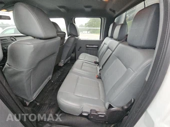 2016 Ford Super Duty F-350 Cab Chassis XL Crew Cab - miniatura 13