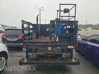 2016 Ford Super Duty F-350 Cab Chassis XL Crew Cab - miniatura 5