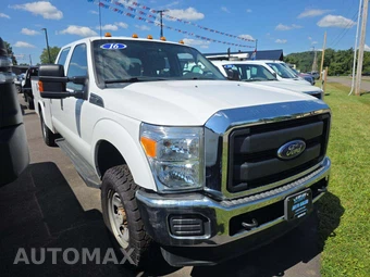 2016 Ford Super Duty F-350 Cab Chassis XL Crew Cab - miniatura 4