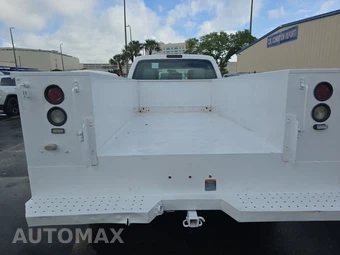 2016 Ford Super Duty F-350 Cab Chassis XL Crew Cab DRW - miniatura 5