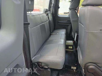 2016 Ford Super Duty F-350 Cab Chassis XL Extended Cab w/Rear Doors - miniatura 16