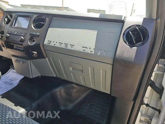 2016 Ford Super Duty F-350 Cab Chassis XL Regular Cab DRW - miniatura 16