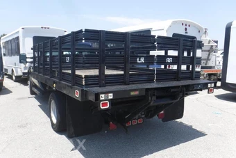 2016 Ford Super Duty F-350 Cab Chassis XL Regular Cab DRW - miniatura 4
