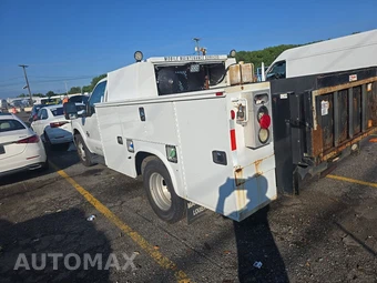 2016 Ford Super Duty F-350 Cab Chassis XL Regular Cab DRW - miniatura 6