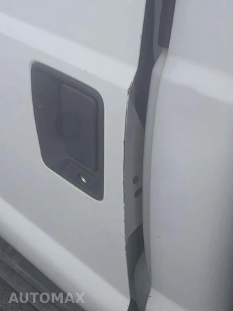 2016 Ford Super Duty F-350 Cab Chassis XL Regular Cab DRW - miniatura 26