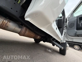2016 Ford Super Duty F-350 Cab Chassis XL Regular Cab DRW - miniatura 18