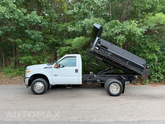 2016 Ford Super Duty F-350 Cab Chassis XL Regular Cab DRW - miniatura 3