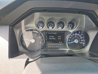 2016 Ford Super Duty F-350 Lariat Crew Cab Long Bed DRW - miniatura 9