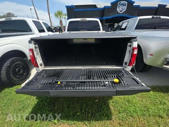 2016 Ford Super Duty F-350 Lariat Crew Cab Long Bed DRW - miniatura 14