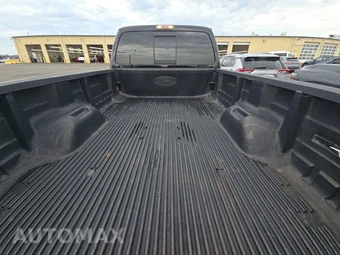2016 Ford Super Duty F-350 Lariat Crew Cab Long Bed DRW - miniatura 16