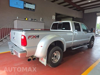 2016 Ford Super Duty F-350 Lariat Crew Cab Long Bed DRW - miniatura 4
