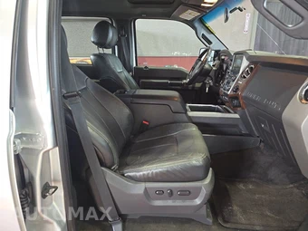 2016 Ford Super Duty F-350 Lariat Crew Cab Long Bed DRW - miniatura 8