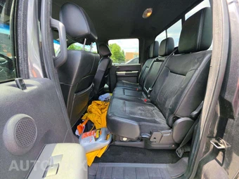2016 Ford Super Duty F-350 Lariat Crew Cab Long Bed DRW - miniatura 13