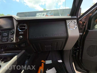 2016 Ford Super Duty F-350 Lariat Crew Cab Long Bed DRW - miniatura 19