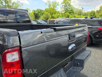 2016 Ford Super Duty F-350 Lariat Crew Cab Long Bed DRW - miniatura 23
