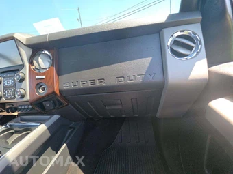 2016 Ford Super Duty F-350 Lariat Crew Cab Long Bed DRW - miniatura 19