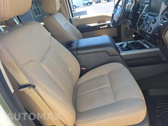 2016 Ford Super Duty F-350 Lariat Crew Cab Long Bed DRW - miniatura 15