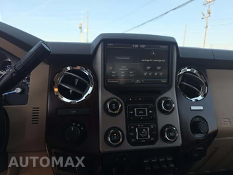 2016 Ford Super Duty F-350 Lariat Crew Cab Long Bed DRW - miniatura 7