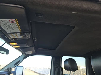 2016 Ford Super Duty F-350 Lariat Crew Cab Long Bed DRW - miniatura 17