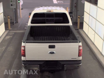 2016 Ford Super Duty F-350 Lariat Crew Cab Medium Bed - miniatura 5