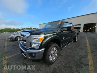 2016 Ford Super Duty F-350 Lariat Crew Cab Medium Bed