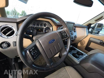 2016 Ford Super Duty F-350 Lariat Crew Cab Medium Bed - miniatura 11